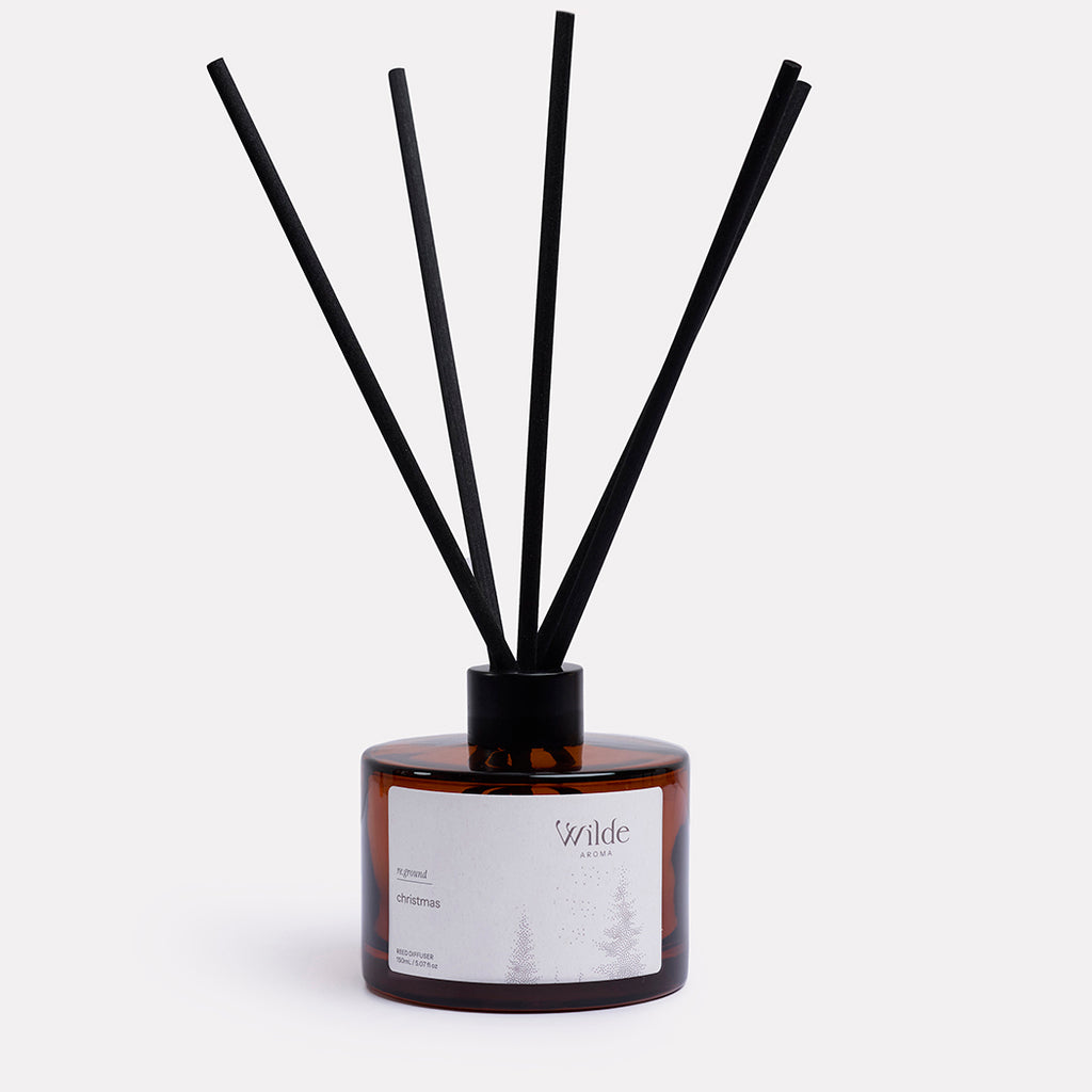Reed Diffuser in Christmas scent by Wilde Aroma