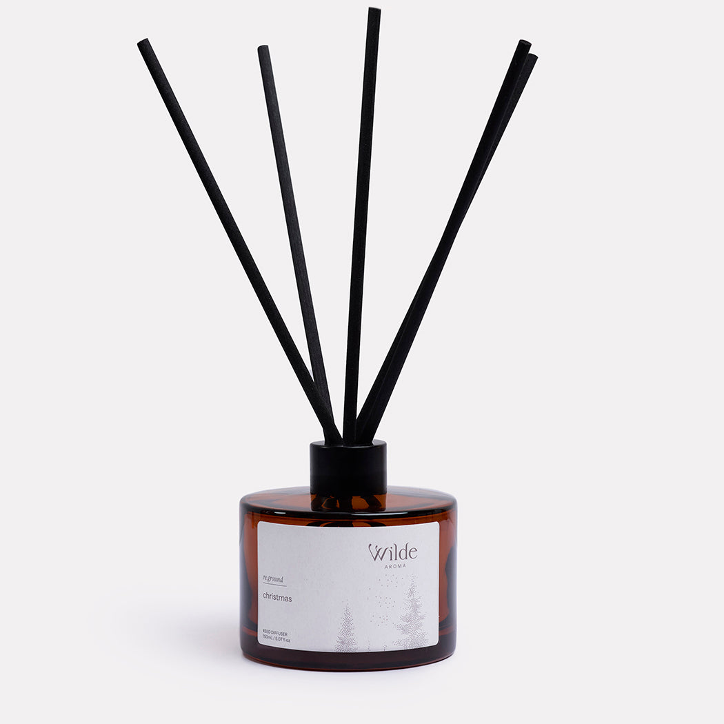 Reed Diffuser in Christmas scent by Wilde Aroma